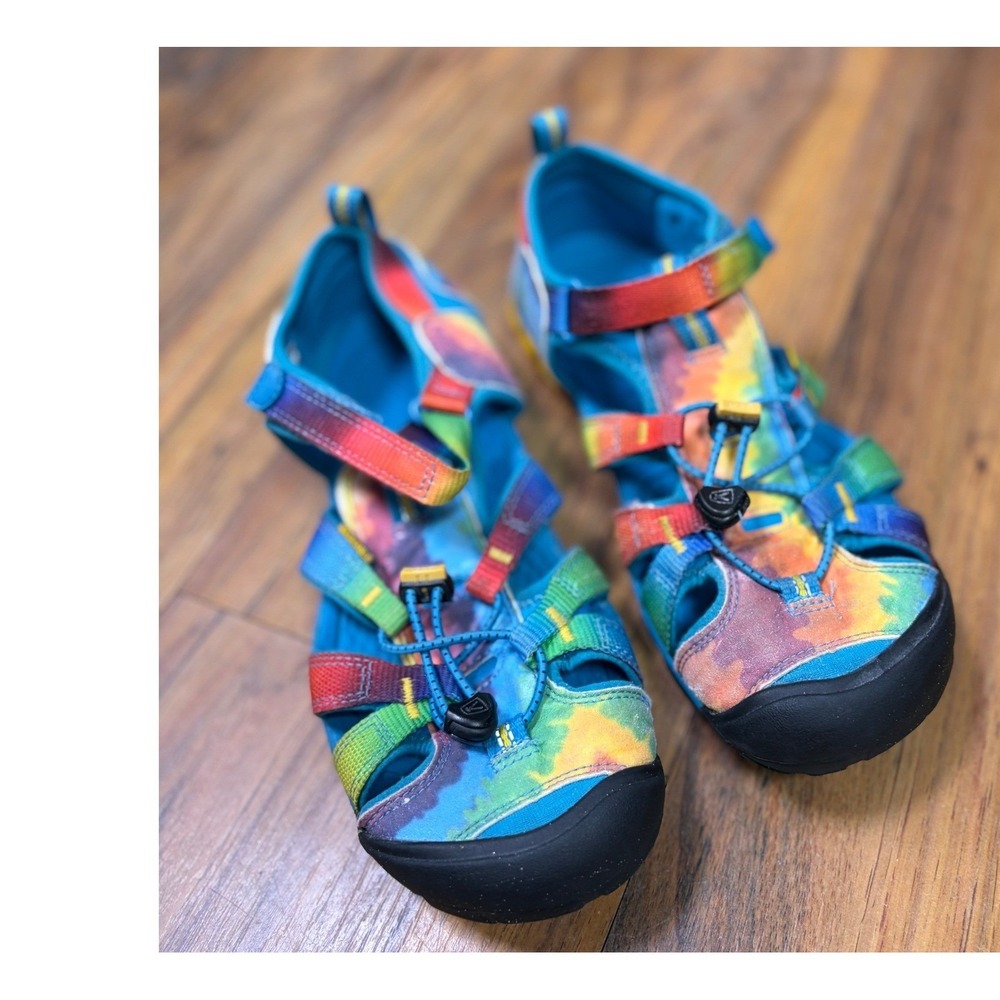 KEEN Seacamp II CNX Youth 6 Rainbow Tie Dye Water Sandals